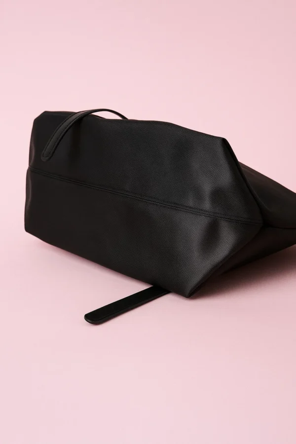 Classic Black Tote Bag for Women – Stylish Everyday Shoulder Handbag - Image 4